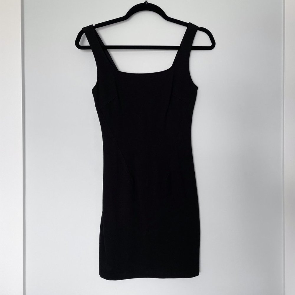 Black Fitted Dress / Dynamite